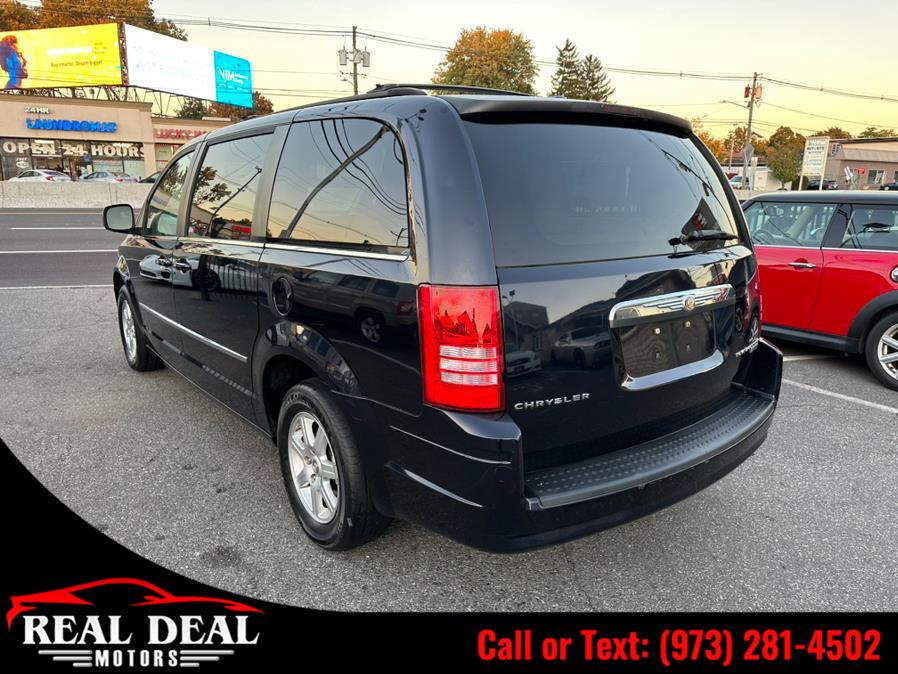 Used Chrysler Town & Country 4dr Wgn Touring 2010 | Real Deal Motors. Lodi, New Jersey Used Chrysler Town & Country 4dr Wgn Touring 2010 | Real Deal Motors. Lodi, New Jersey