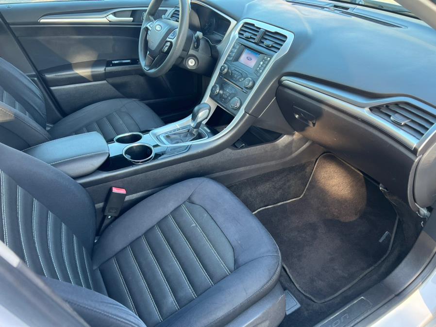 Used Ford Fusion 4dr Sdn SE FWD 2013 | Main Auto of Berlin. Berlin, Connecticut Used Ford Fusion 4dr Sdn SE FWD 2013 | Main Auto of Berlin. Berlin, Connecticut