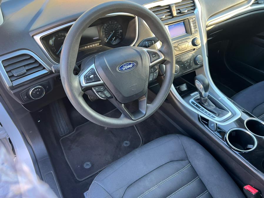 Used Ford Fusion 4dr Sdn SE FWD 2013 | Main Auto of Berlin. Berlin, Connecticut Used Ford Fusion 4dr Sdn SE FWD 2013 | Main Auto of Berlin. Berlin, Connecticut
