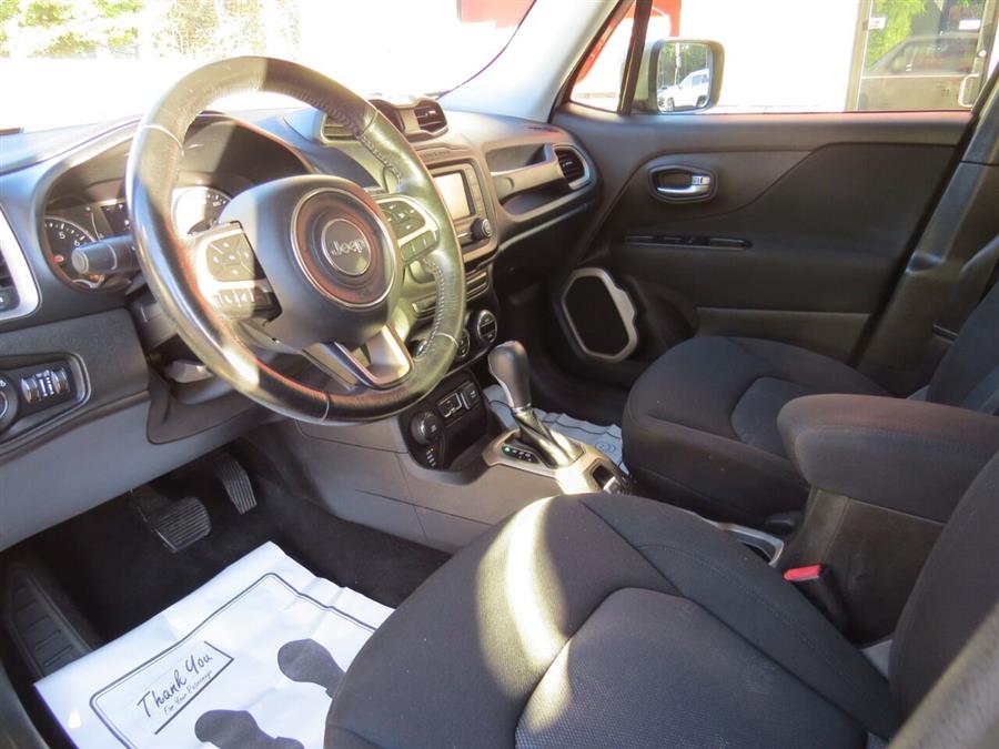 Used Jeep Renegade Latitude 4x4 4dr SUV 2015 | Lake City Exports Inc. Auburn, Maine Used Jeep Renegade Latitude 4x4 4dr SUV 2015 | Lake City Exports Inc. Auburn, Maine