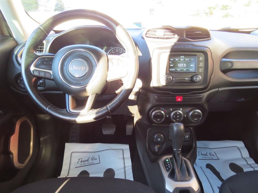 Used Jeep Renegade Latitude 4x4 4dr SUV 2015 | Lake City Exports Inc. Auburn, Maine Used Jeep Renegade Latitude 4x4 4dr SUV 2015 | Lake City Exports Inc. Auburn, Maine