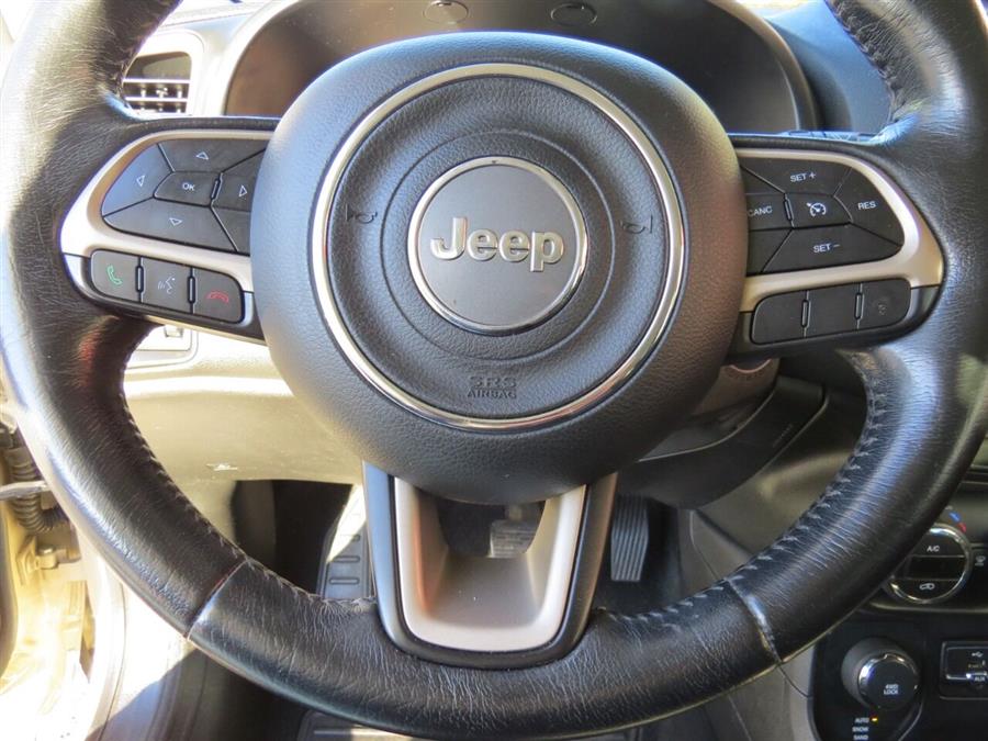Used Jeep Renegade Latitude 4x4 4dr SUV 2015 | Lake City Exports Inc. Auburn, Maine Used Jeep Renegade Latitude 4x4 4dr SUV 2015 | Lake City Exports Inc. Auburn, Maine