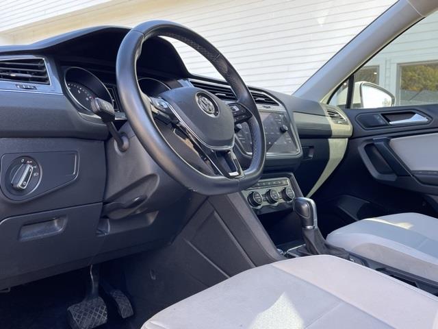 Used Volkswagen Tiguan 2.0T SE 2019 | Blasius Federal Road. Brookfield, Connecticut Used Volkswagen Tiguan 2.0T SE 2019 | Blasius Federal Road. Brookfield, Connecticut