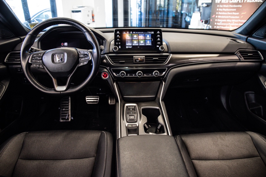 Used Honda Accord Sedan Sport 2.0T Auto 2019 | 26 Motors Long Island. ELMONT, New York Used Honda Accord Sedan Sport 2.0T Auto 2019 | 26 Motors Long Island. ELMONT, New York