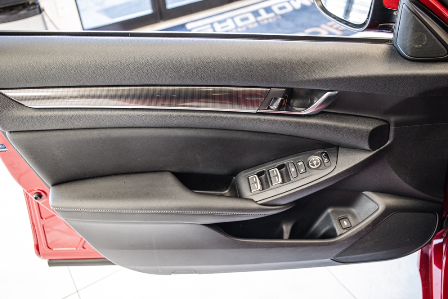 Used Honda Accord Sedan Sport 2.0T Auto 2019 | 26 Motors Long Island. ELMONT, New York Used Honda Accord Sedan Sport 2.0T Auto 2019 | 26 Motors Long Island. ELMONT, New York