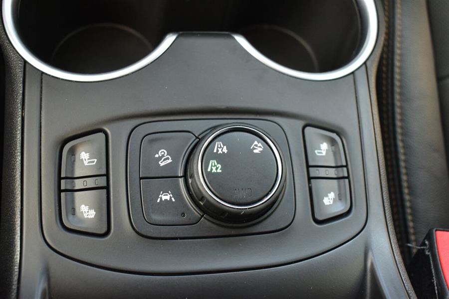 2020 GMC Terrain SLT 4x4 4dr SUV, available for sale in Great Neck, New York | Camy Cars. Great Neck, New York 2020 GMC Terrain SLT 4x4 4dr SUV, available for sale in Great Neck, New York | Camy Cars. Great Neck, New York