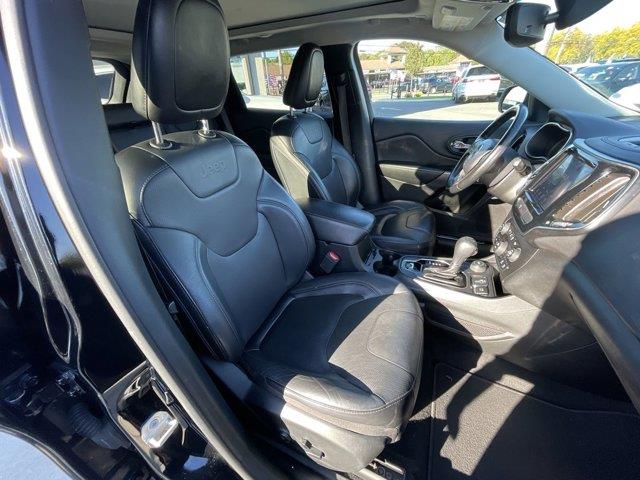 Used Jeep Cherokee Limited 2019 | Camy Cars. Great Neck, New York Used Jeep Cherokee Limited 2019 | Camy Cars. Great Neck, New York