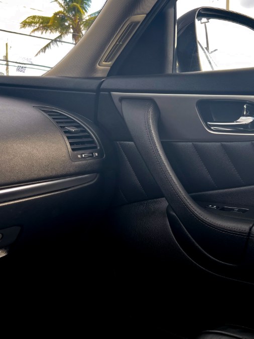 2015 Infiniti QX70 AWD 4dr, available for sale in Miami, Florida | 26 Motors Miami. Miami, Florida 2015 Infiniti QX70 AWD 4dr, available for sale in Miami, Florida | 26 Motors Miami. Miami, Florida