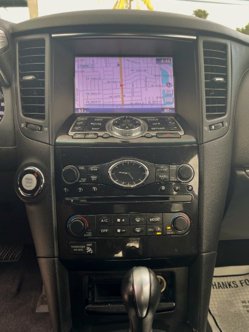 2015 Infiniti QX70 AWD 4dr, available for sale in Miami, Florida | 26 Motors Miami. Miami, Florida 2015 Infiniti QX70 AWD 4dr, available for sale in Miami, Florida | 26 Motors Miami. Miami, Florida
