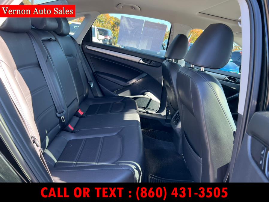 2014 Volkswagen Passat 4dr Sdn 1.8T Auto SE w/Sunroof PZEV, available for sale in Manchester, Connecticut | Vernon Auto Sale & Service. Manchester, Connecticut 2014 Volkswagen Passat 4dr Sdn 1.8T Auto SE w/Sunroof PZEV, available for sale in Manchester, Connecticut | Vernon Auto Sale & Service. Manchester, Connecticut