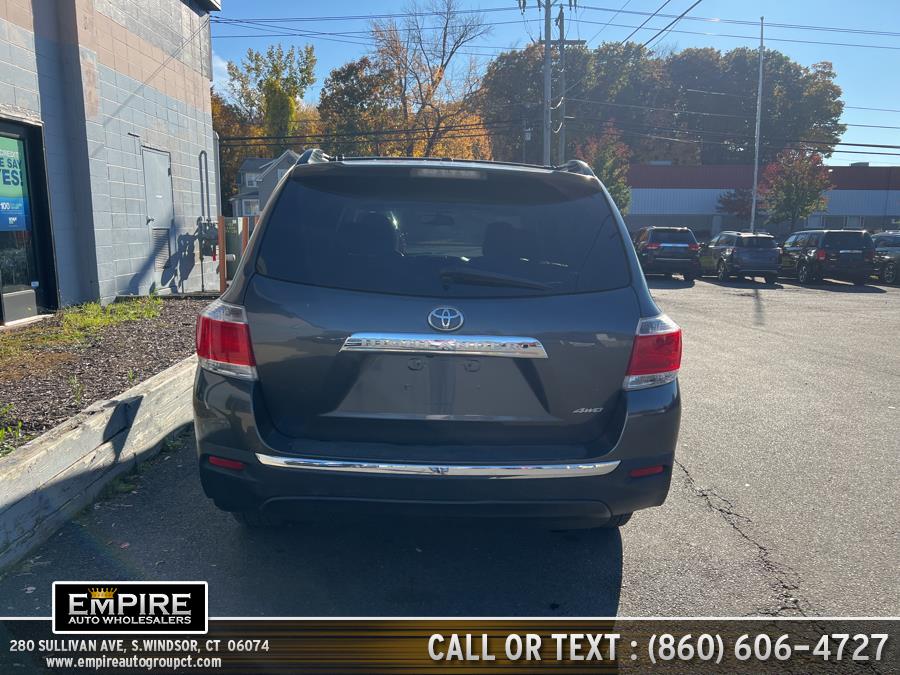 2013 Toyota Highlander 4WD 4dr V6 Limited (Natl), available for sale in S.Windsor, Connecticut | Empire Auto Wholesalers. S.Windsor, Connecticut 2013 Toyota Highlander 4WD 4dr V6 Limited (Natl), available for sale in S.Windsor, Connecticut | Empire Auto Wholesalers. S.Windsor, Connecticut