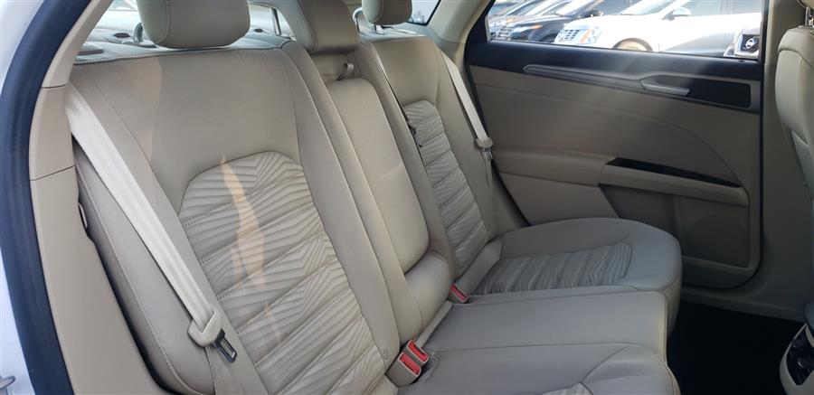 2016 Ford Fusion 4dr Sdn SE FWD, available for sale in Little Ferry, New Jersey | Victoria Preowned Autos Inc. Little Ferry, New Jersey 2016 Ford Fusion 4dr Sdn SE FWD, available for sale in Little Ferry, New Jersey | Victoria Preowned Autos Inc. Little Ferry, New Jersey