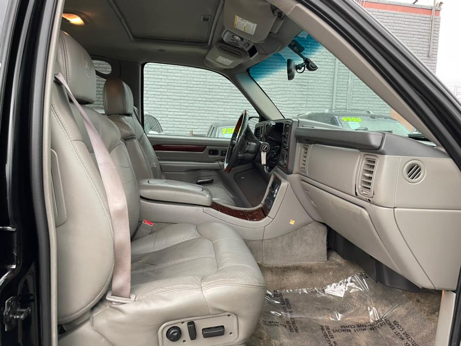 2002 Cadillac Escalade EXT 4dr AWD, available for sale in Garden Grove, California | U Save Auto Auction. Garden Grove, California 2002 Cadillac Escalade EXT 4dr AWD, available for sale in Garden Grove, California | U Save Auto Auction. Garden Grove, California