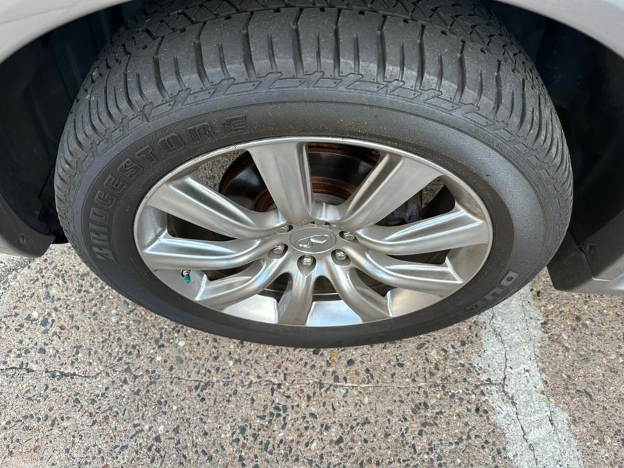2013 INFINITI QX56 4WD 4dr *Ltd Avail*, available for sale in Manchester, Connecticut | Carsonmain LLC. Manchester, Connecticut 2013 INFINITI QX56 4WD 4dr *Ltd Avail*, available for sale in Manchester, Connecticut | Carsonmain LLC. Manchester, Connecticut
