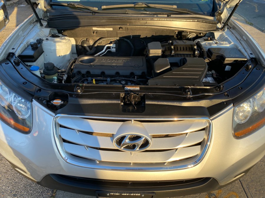 2011 Hyundai Santa Fe AWD 4dr I4 Auto GLS, available for sale in Middle Village, New York | Middle Village Motors . Middle Village, New York 2011 Hyundai Santa Fe AWD 4dr I4 Auto GLS, available for sale in Middle Village, New York | Middle Village Motors . Middle Village, New York