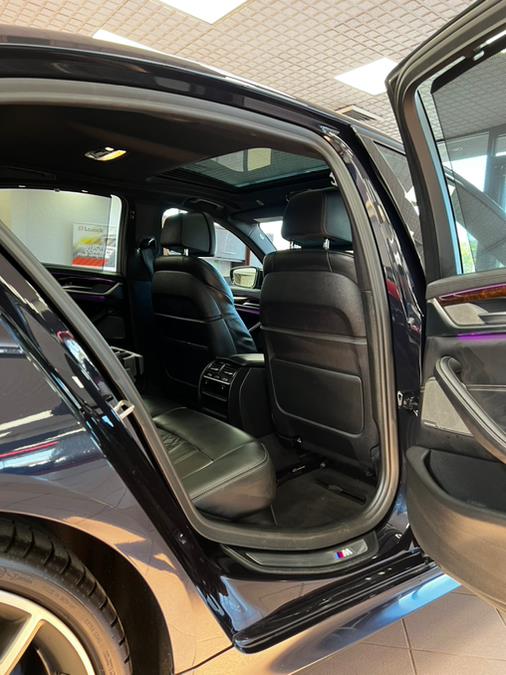 Used BMW 5 Series M550i xDrive Sedan 2019 | Power Motors East. Massapequa Park, New York Used BMW 5 Series M550i xDrive Sedan 2019 | Power Motors East. Massapequa Park, New York