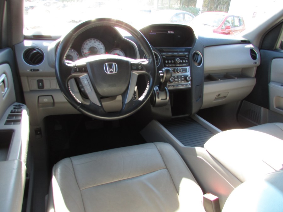 2012 Honda Pilot 4WD 4dr EX-L, available for sale in East Windsor, Connecticut | United Auto Sales of E Windsor, Inc. East Windsor, Connecticut 2012 Honda Pilot 4WD 4dr EX-L, available for sale in East Windsor, Connecticut | United Auto Sales of E Windsor, Inc. East Windsor, Connecticut