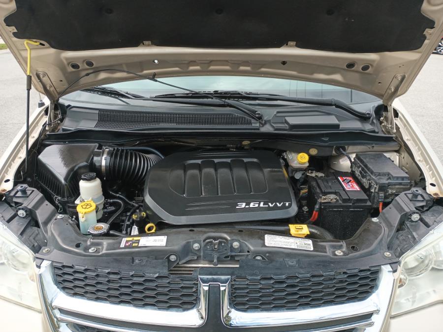Used Dodge Grand Caravan 4dr Wgn American Value Pkg 2013 | Ideal Auto Sales & Repairs. Orlando, Florida Used Dodge Grand Caravan 4dr Wgn American Value Pkg 2013 | Ideal Auto Sales & Repairs. Orlando, Florida