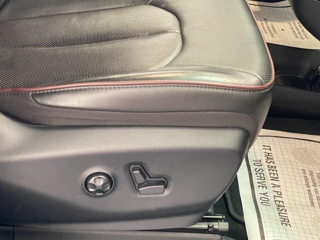 Used Chrysler Pacifica Hybrid Limited 2020 | Queens Auto Mall. Richmond Hill, New York Used Chrysler Pacifica Hybrid Limited 2020 | Queens Auto Mall. Richmond Hill, New York
