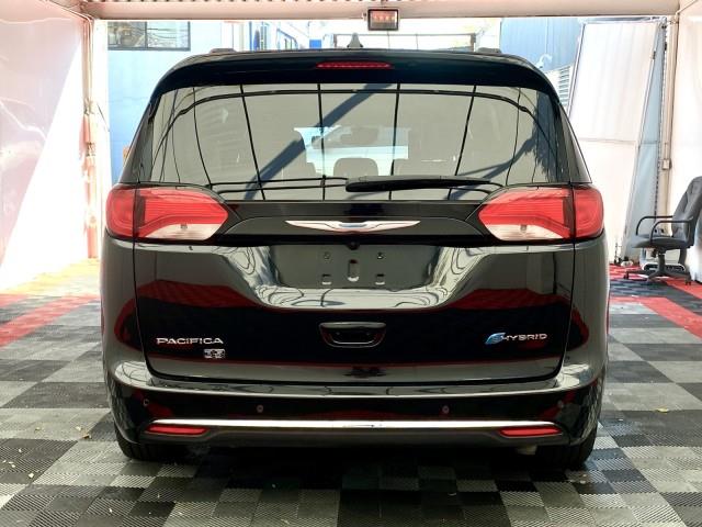Used Chrysler Pacifica Hybrid Limited 2020 | Queens Auto Mall. Richmond Hill, New York Used Chrysler Pacifica Hybrid Limited 2020 | Queens Auto Mall. Richmond Hill, New York