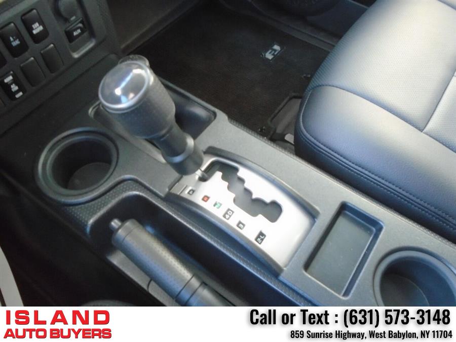 Used Toyota Fj Cruiser Base 4x4 4dr SUV 5A 2010 | Island Auto Buyers. West Babylon, New York Used Toyota Fj Cruiser Base 4x4 4dr SUV 5A 2010 | Island Auto Buyers. West Babylon, New York