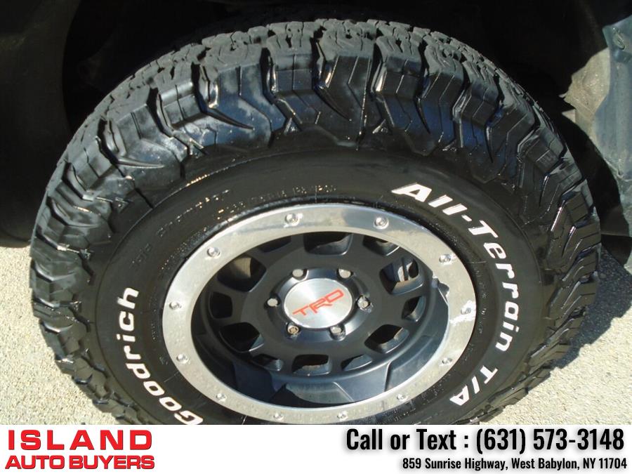 Used Toyota Fj Cruiser Base 4x4 4dr SUV 5A 2010 | Island Auto Buyers. West Babylon, New York Used Toyota Fj Cruiser Base 4x4 4dr SUV 5A 2010 | Island Auto Buyers. West Babylon, New York