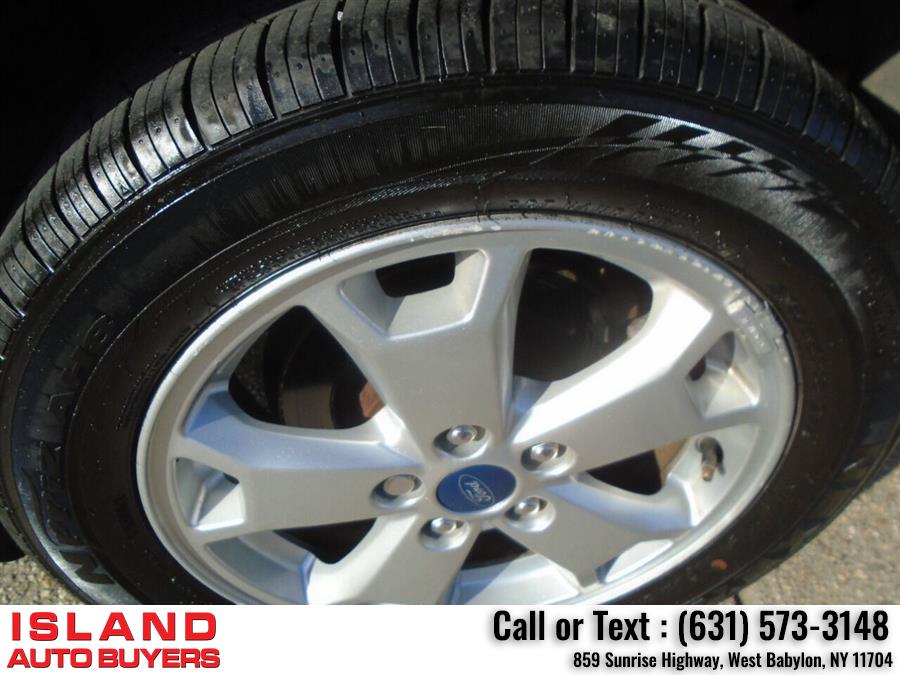Used Ford Transit Connect Wagon XLT 4dr SWB Mini Van w/Rear Liftgate 2014 | Island Auto Buyers. West Babylon, New York Used Ford Transit Connect Wagon XLT 4dr SWB Mini Van w/Rear Liftgate 2014 | Island Auto Buyers. West Babylon, New York