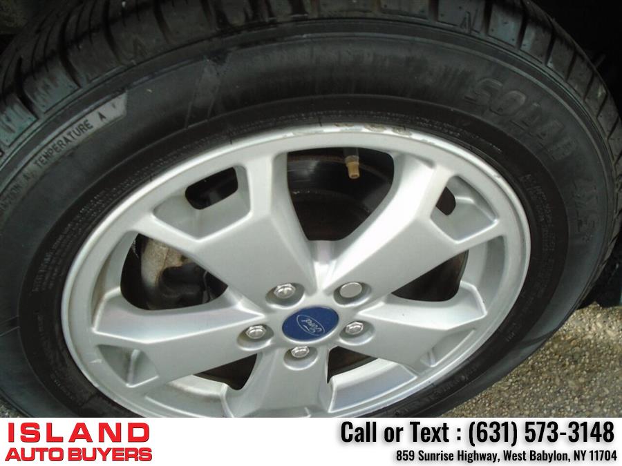 Used Ford Transit Connect Wagon XLT 4dr SWB Mini Van w/Rear Liftgate 2014 | Island Auto Buyers. West Babylon, New York Used Ford Transit Connect Wagon XLT 4dr SWB Mini Van w/Rear Liftgate 2014 | Island Auto Buyers. West Babylon, New York