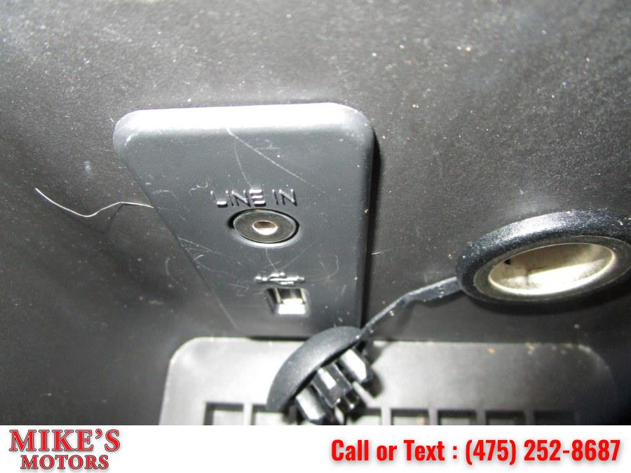 Used Mercury Milan 4dr Sdn V6 Premier FWD 2009 | Mike's Motors LLC. Stratford, Connecticut Used Mercury Milan 4dr Sdn V6 Premier FWD 2009 | Mike's Motors LLC. Stratford, Connecticut