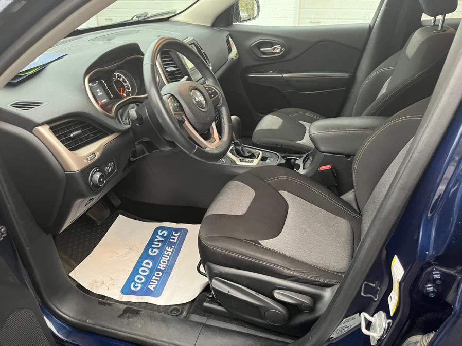 Used Jeep Cherokee 4WD 4dr Latitude 2014 | Good Guys Auto House. Southington, Connecticut Used Jeep Cherokee 4WD 4dr Latitude 2014 | Good Guys Auto House. Southington, Connecticut