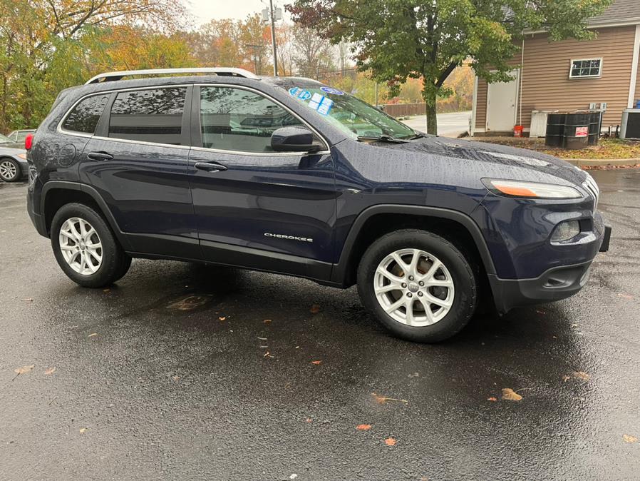 Used Jeep Cherokee 4WD 4dr Latitude 2014 | Good Guys Auto House. Southington, Connecticut Used Jeep Cherokee 4WD 4dr Latitude 2014 | Good Guys Auto House. Southington, Connecticut