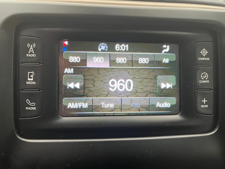 Used Jeep Cherokee 4WD 4dr Latitude 2014 | Good Guys Auto House. Southington, Connecticut Used Jeep Cherokee 4WD 4dr Latitude 2014 | Good Guys Auto House. Southington, Connecticut