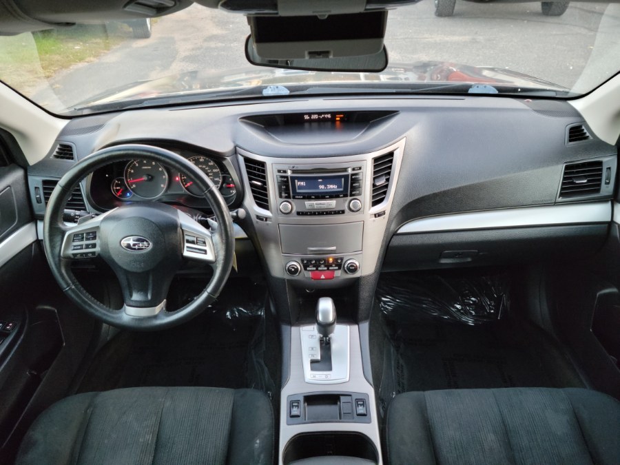 Used Subaru Outback 4dr Wgn H4 Auto 2.5i Premium 2013 | Toro Auto. East Windsor, Connecticut Used Subaru Outback 4dr Wgn H4 Auto 2.5i Premium 2013 | Toro Auto. East Windsor, Connecticut