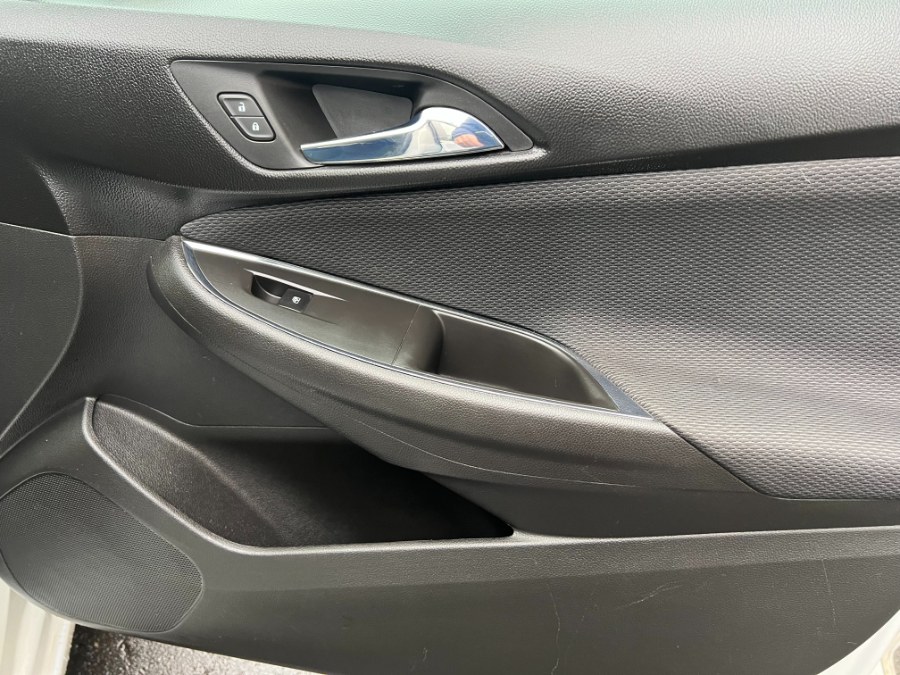 2017 Chevrolet Cruze 4dr Sdn 1.4L LT w/1SD, available for sale in Bristol, Connecticut | Bristol Auto Center LLC. Bristol, Connecticut 2017 Chevrolet Cruze 4dr Sdn 1.4L LT w/1SD, available for sale in Bristol, Connecticut | Bristol Auto Center LLC. Bristol, Connecticut