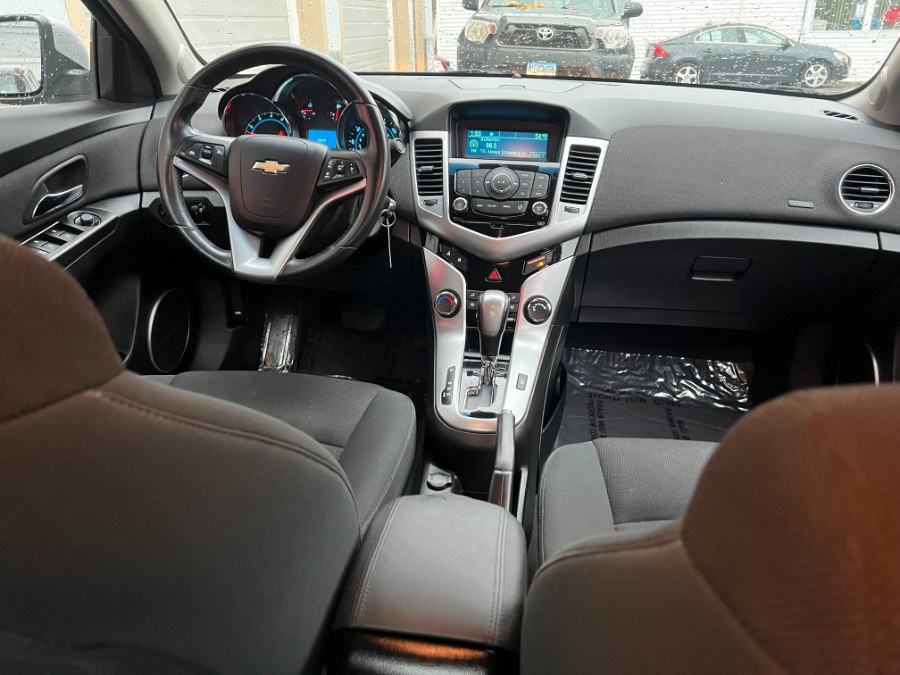 Used Chevrolet Cruze 4dr Sdn LT w/1LT 2012 | Bristol Auto Center LLC. Bristol, Connecticut Used Chevrolet Cruze 4dr Sdn LT w/1LT 2012 | Bristol Auto Center LLC. Bristol, Connecticut