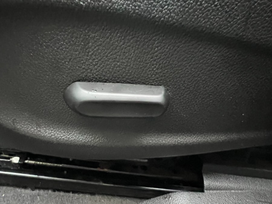 Used Chevrolet Cruze 4dr Sdn LT w/1LT 2012 | Bristol Auto Center LLC. Bristol, Connecticut Used Chevrolet Cruze 4dr Sdn LT w/1LT 2012 | Bristol Auto Center LLC. Bristol, Connecticut