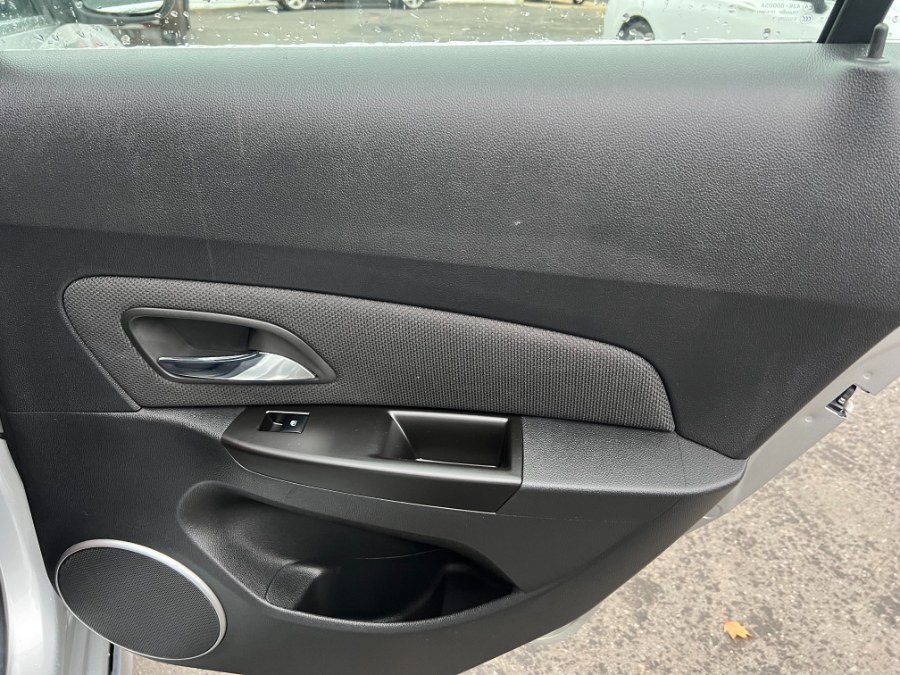 Used Chevrolet Cruze 4dr Sdn LT w/1LT 2012 | Bristol Auto Center LLC. Bristol, Connecticut Used Chevrolet Cruze 4dr Sdn LT w/1LT 2012 | Bristol Auto Center LLC. Bristol, Connecticut