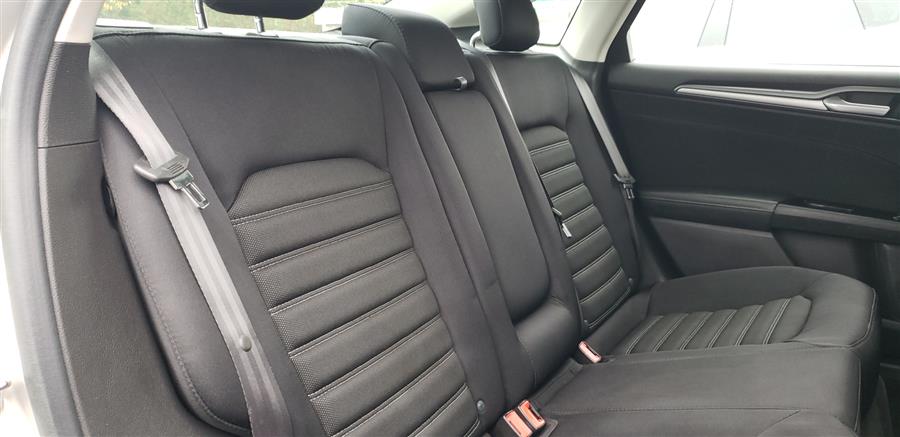 Used Ford Fusion 4dr Sdn SE FWD 2015 | Victoria Preowned Autos Inc. Little Ferry, New Jersey Used Ford Fusion 4dr Sdn SE FWD 2015 | Victoria Preowned Autos Inc. Little Ferry, New Jersey