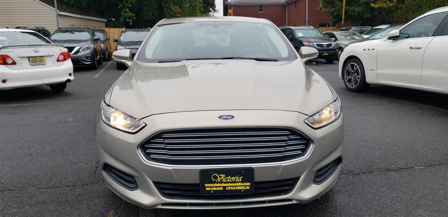 Used Ford Fusion 4dr Sdn SE FWD 2015 | Victoria Preowned Autos Inc. Little Ferry, New Jersey Used Ford Fusion 4dr Sdn SE FWD 2015 | Victoria Preowned Autos Inc. Little Ferry, New Jersey