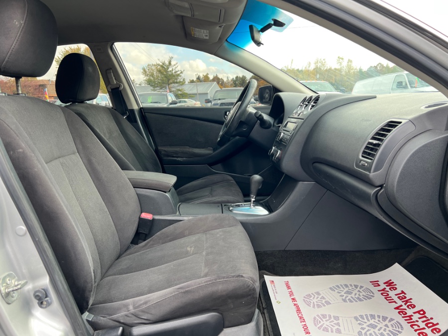 Used Nissan Altima 4dr Sdn I4 CVT 2.5 S 2012 | Marsh Auto Sales LLC. Ortonville, Michigan Used Nissan Altima 4dr Sdn I4 CVT 2.5 S 2012 | Marsh Auto Sales LLC. Ortonville, Michigan