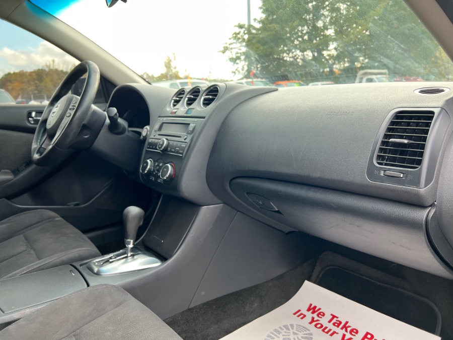 Used Nissan Altima 4dr Sdn I4 CVT 2.5 S 2012 | Marsh Auto Sales LLC. Ortonville, Michigan Used Nissan Altima 4dr Sdn I4 CVT 2.5 S 2012 | Marsh Auto Sales LLC. Ortonville, Michigan