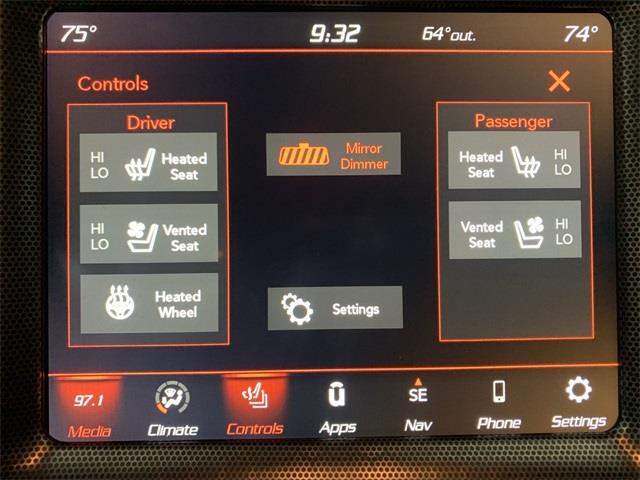 Used Dodge Challenger R/T 2018 | Eastchester Motor Cars. Bronx, New York Used Dodge Challenger R/T 2018 | Eastchester Motor Cars. Bronx, New York