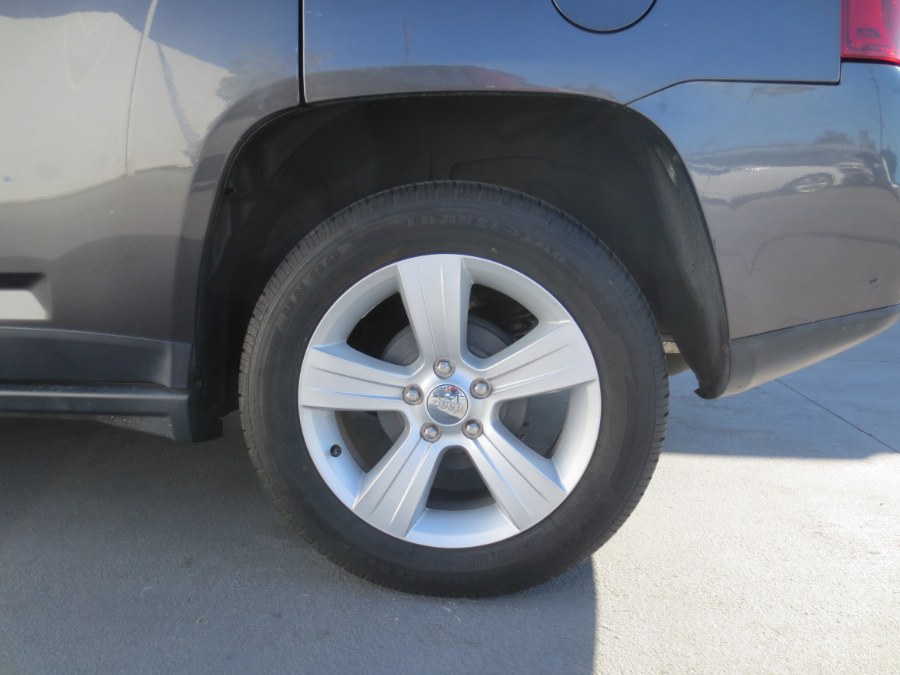 2017 Jeep Compass Sport FWD *Ltd Avail*, available for sale in Santa Ana, California | Auto Max Of Santa Ana. Santa Ana, California 2017 Jeep Compass Sport FWD *Ltd Avail*, available for sale in Santa Ana, California | Auto Max Of Santa Ana. Santa Ana, California