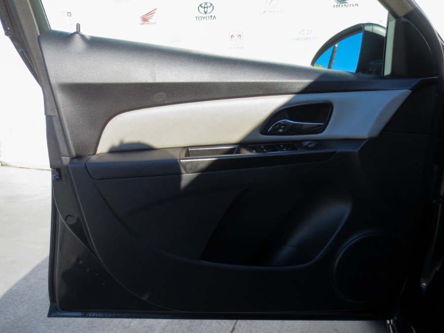 Used Chevrolet Cruze 4dr Sdn Auto LS 2013 | Auto Max Of Santa Ana. Santa Ana, California Used Chevrolet Cruze 4dr Sdn Auto LS 2013 | Auto Max Of Santa Ana. Santa Ana, California