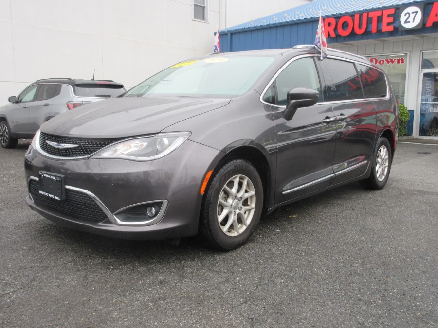 Used Chrysler Pacifica Touring L FWD 2020 | Route 27 Auto Mall. Linden, New Jersey Used Chrysler Pacifica Touring L FWD 2020 | Route 27 Auto Mall. Linden, New Jersey