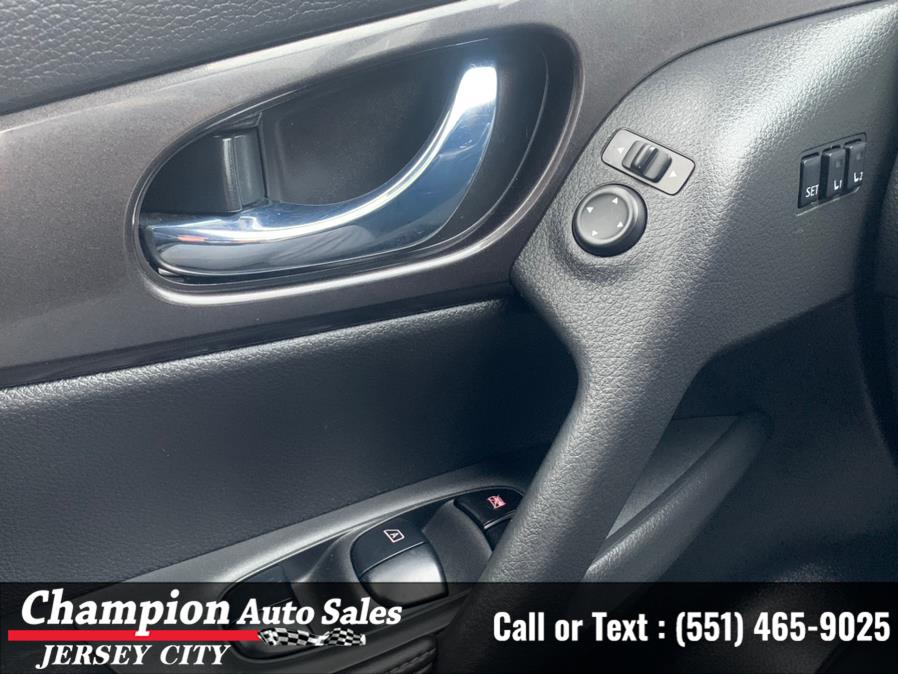 Used Nissan Rogue AWD SV 2019 | Champion Auto Sales of JC. Jersey City, New Jersey Used Nissan Rogue AWD SV 2019 | Champion Auto Sales of JC. Jersey City, New Jersey