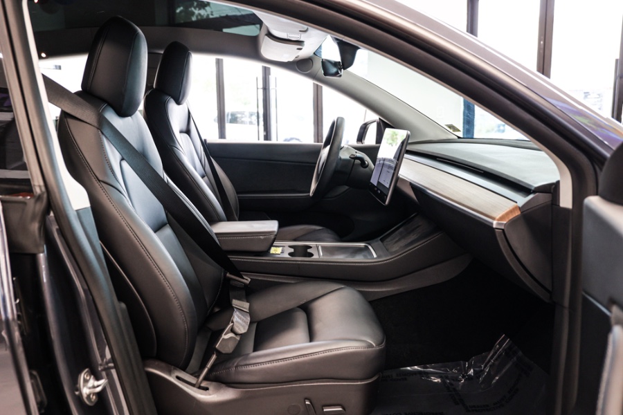 2021 Tesla Model Y Long Range AWD, available for sale in ELMONT, New York | 26 Motors Long Island. ELMONT, New York 2021 Tesla Model Y Long Range AWD, available for sale in ELMONT, New York | 26 Motors Long Island. ELMONT, New York