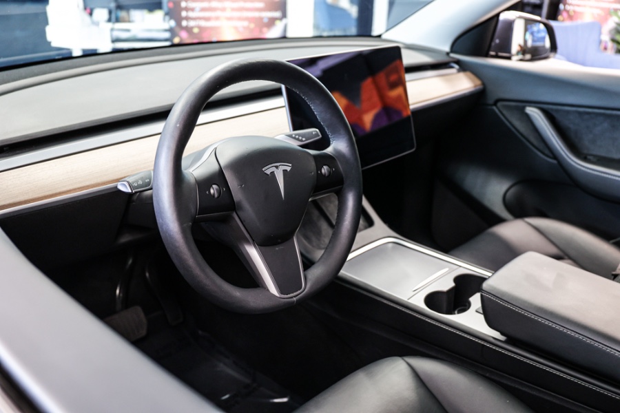2021 Tesla Model Y Long Range AWD, available for sale in ELMONT, New York | 26 Motors Long Island. ELMONT, New York 2021 Tesla Model Y Long Range AWD, available for sale in ELMONT, New York | 26 Motors Long Island. ELMONT, New York