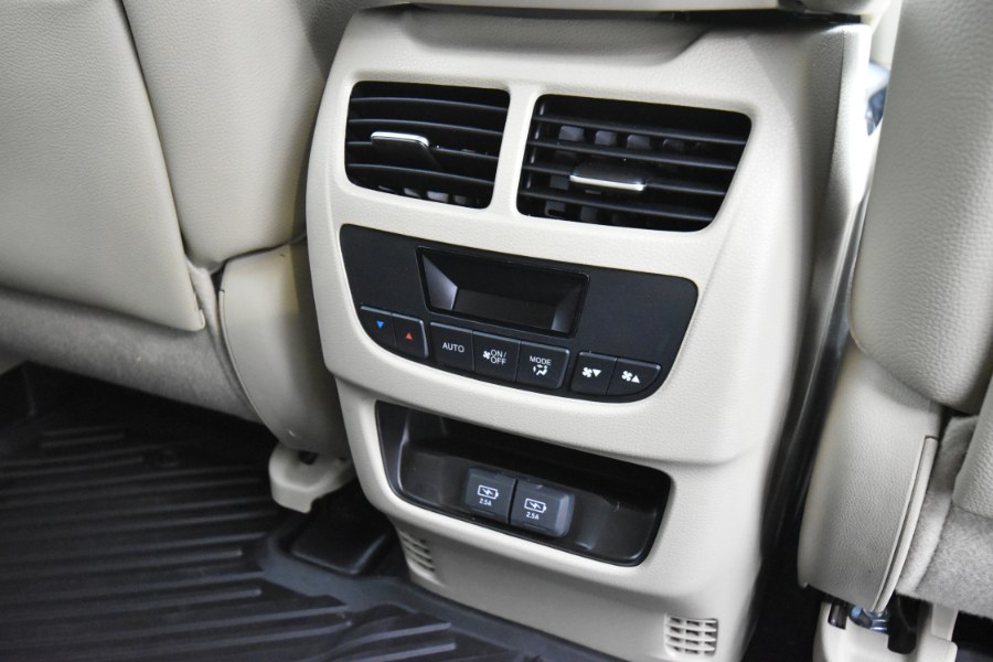 Used Acura MDX SH-AWD 7-Passenger w/Technology Pkg 2020 | Highline Car Connection. Waterbury, Connecticut Used Acura MDX SH-AWD 7-Passenger w/Technology Pkg 2020 | Highline Car Connection. Waterbury, Connecticut