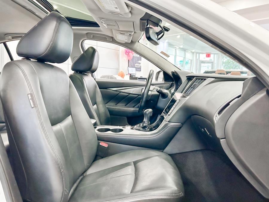 Used INFINITI Q50 3.0t Signature Edition AWD 2017 | Luxury Motor Club. Franklin Square, New York Used INFINITI Q50 3.0t Signature Edition AWD 2017 | Luxury Motor Club. Franklin Square, New York